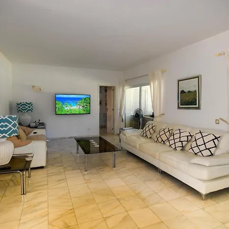5 Bedroom Of Vale Do Lobo With Pool & Bbq Villa *